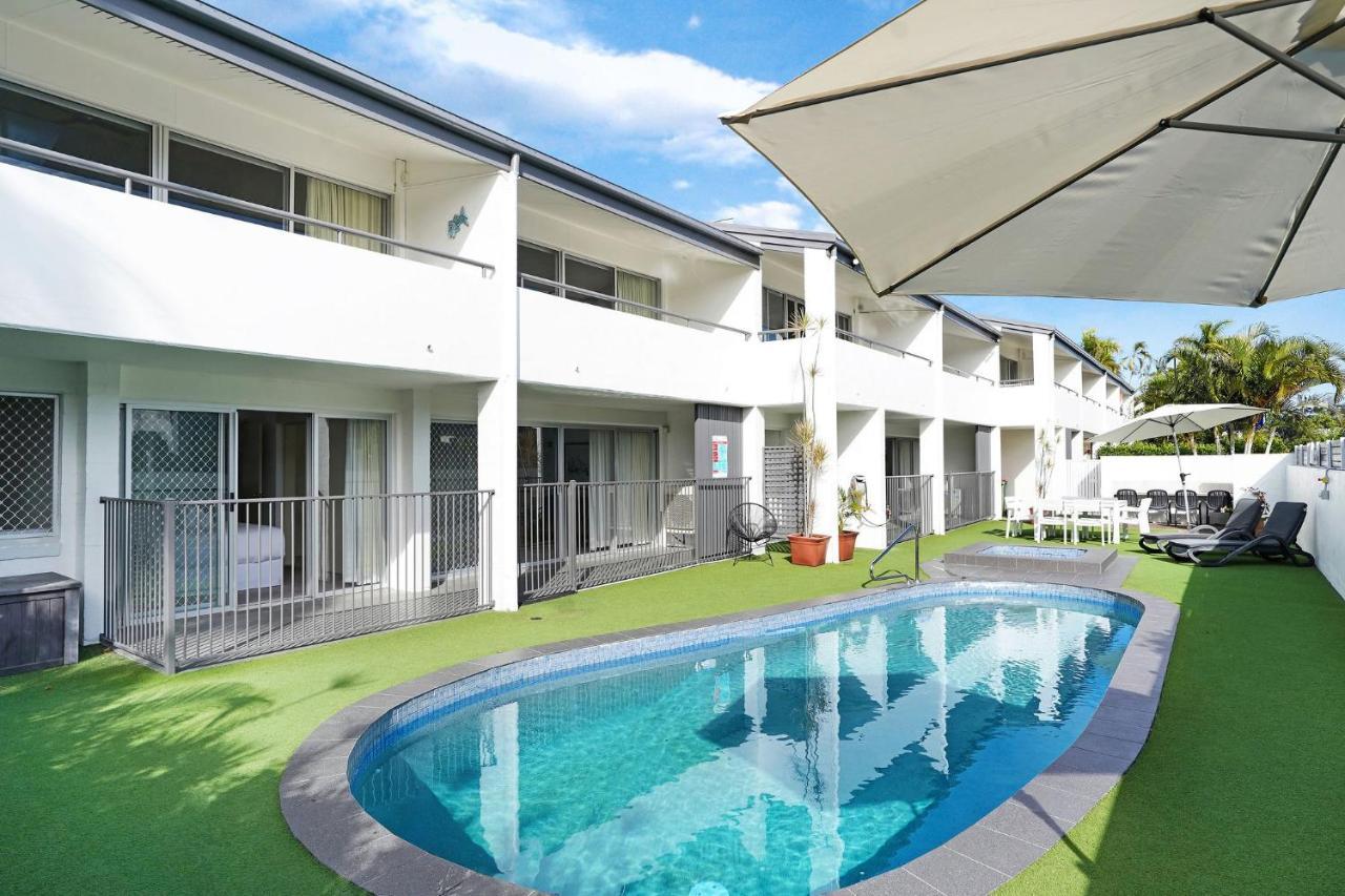 Noosa Parade Holiday Inn Noosa Heads Exterior foto