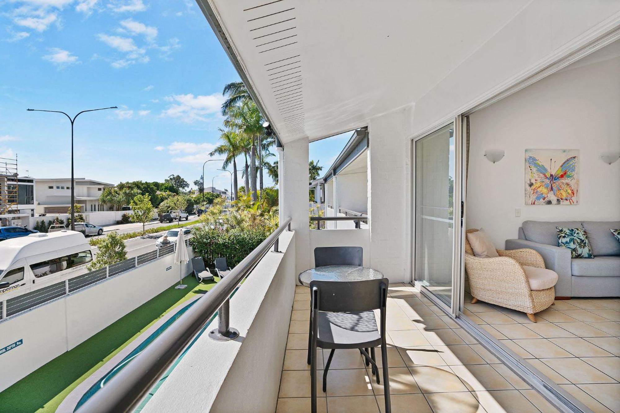 Noosa Parade Holiday Inn Noosa Heads Exterior foto